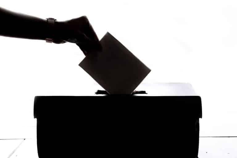 Européennes 2019 : la participation en hausse, un sursaut anti-populiste
